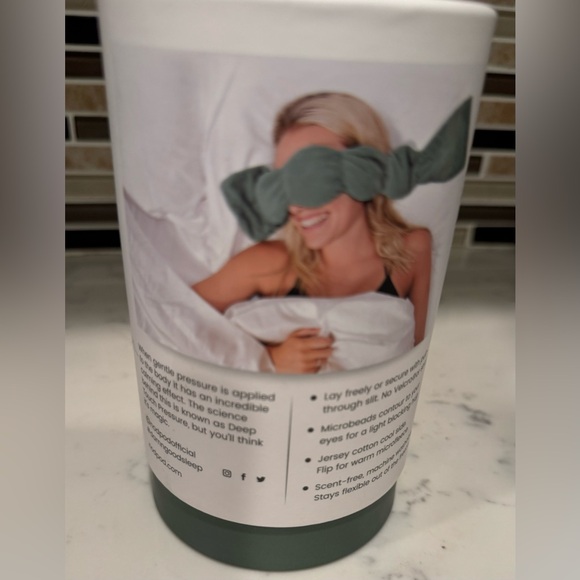 NODPOD The Weighted Blanket for your eyes NEW - Picture 11 of 16
